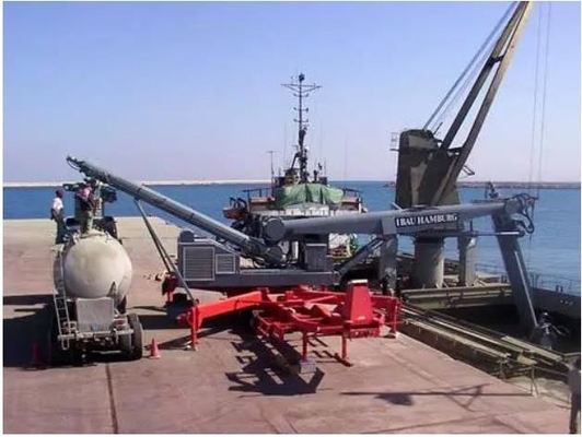 Unloader kapal sekrup kompak diterapkan untuk membongkar semen di pelabuhan