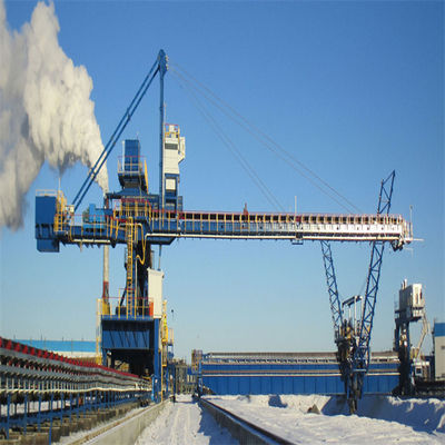 Side Cantilever Stockyard Stacker Untuk Penanganan Material Massal