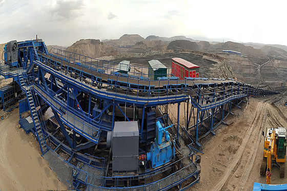 Belt Conveyor yang disesuaikan untuk Transportasi Jarak Jauh untuk menangani material curah