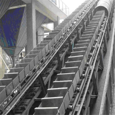 Elevator Bucket Tipe Rantai Berkelanjutan digerakkan listrik Untuk Menyampaikan Material Massal
